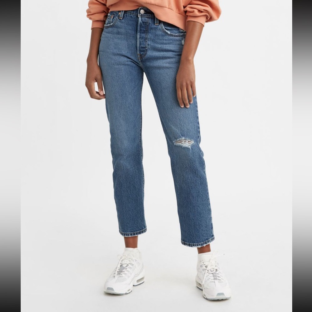 Levi's 501 Original Cropped Distressed Jeans Salsa Middle Straight Leg 26x26